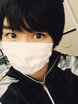 伊藤理々杏のヤバい男装画像