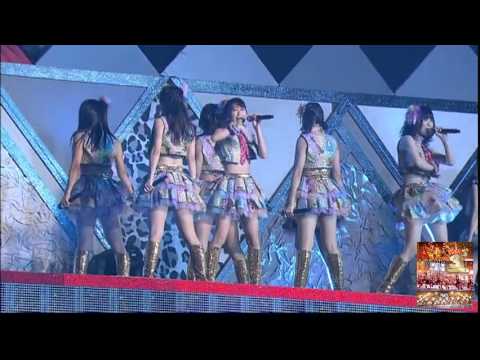 NMB48 Baatari Go! ( Center - Yuka Kato / Akari Yoshida ) / 場当たりGO! - YouTube