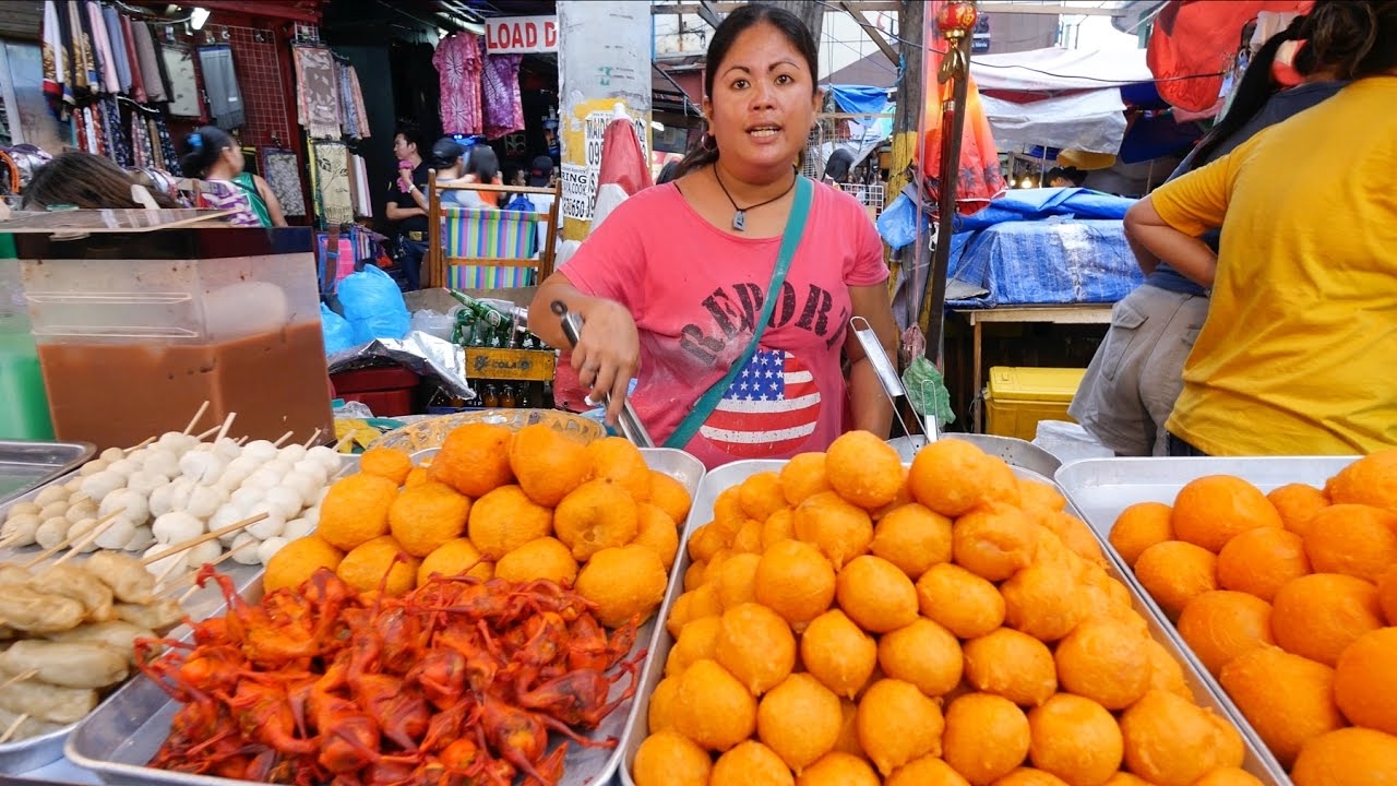 Filipino Street Food Tour - BALUT and KWEK KWEK at Quiapo Market, Manila, Philippines! - YouTube