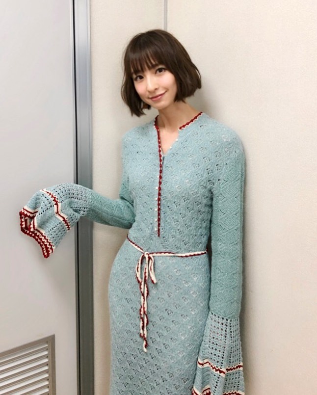 篠田麻里子の兄弟は？