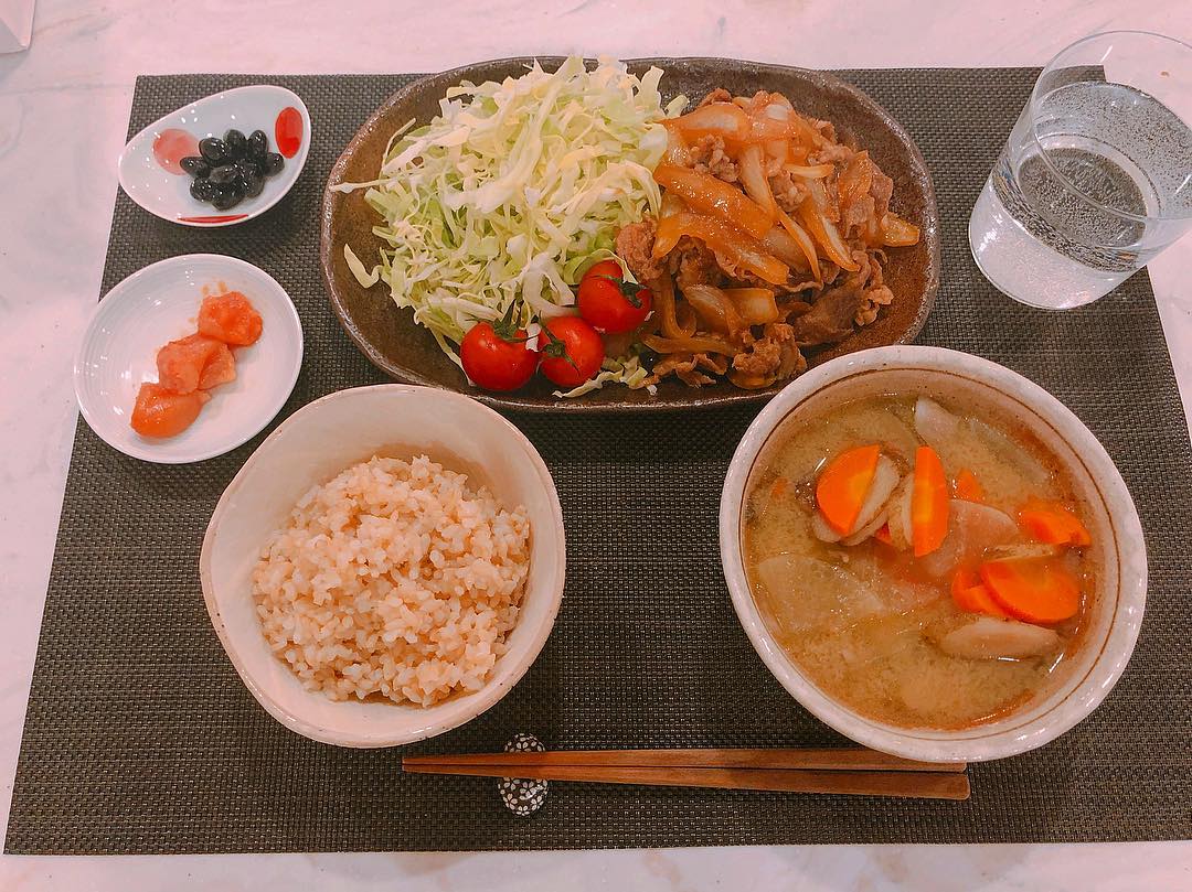 篠田麻里子の料理7～生姜焼き