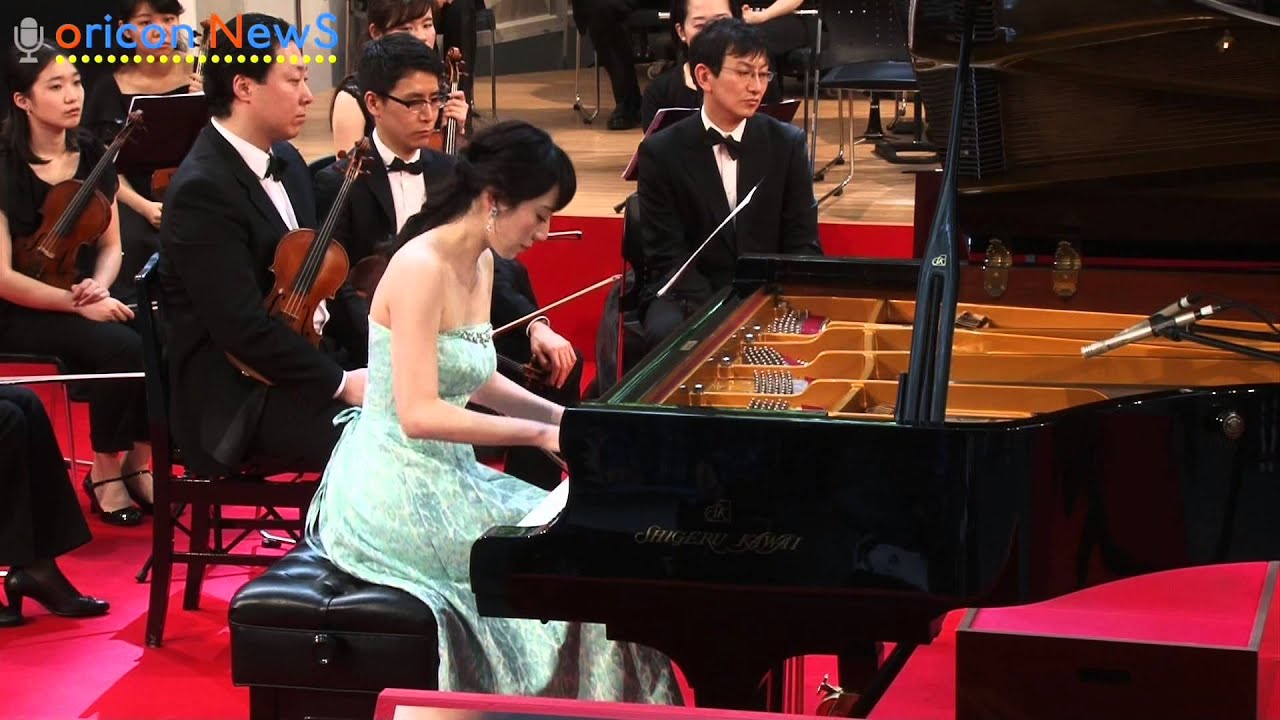 AKB48松井咲子、「会いたかった」をピアノソロで披露　「ラ・フォル・ジュルネ・オ・ジャポン『熱狂の日』音楽祭２０１５」オープニングセレモニ ー - YouTube