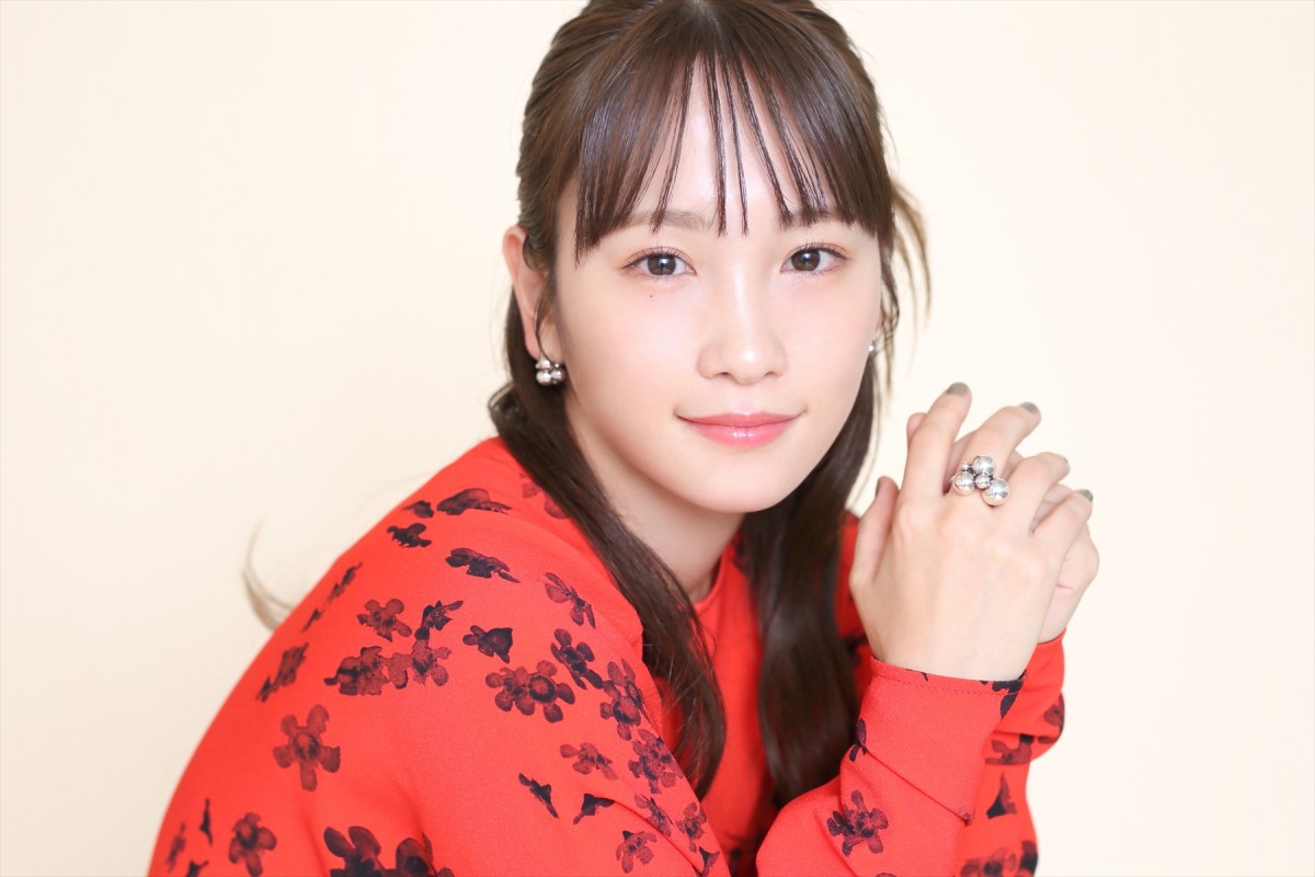 結婚を発表