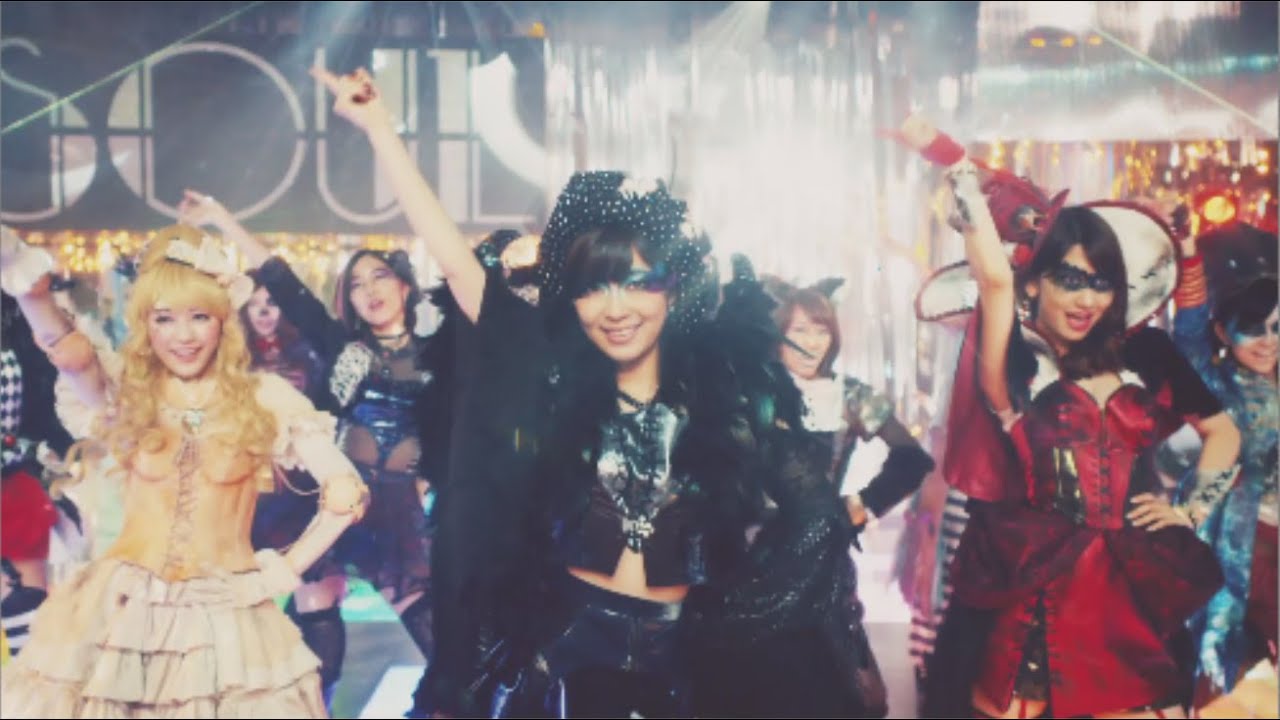 【MV full】 ハロウィン・ナイト / AKB48[公式] - YouTube
