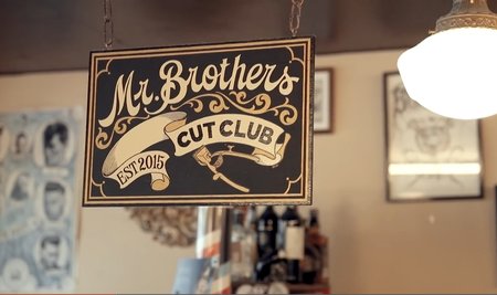 「MR.BROTHERS CUTCLUB」