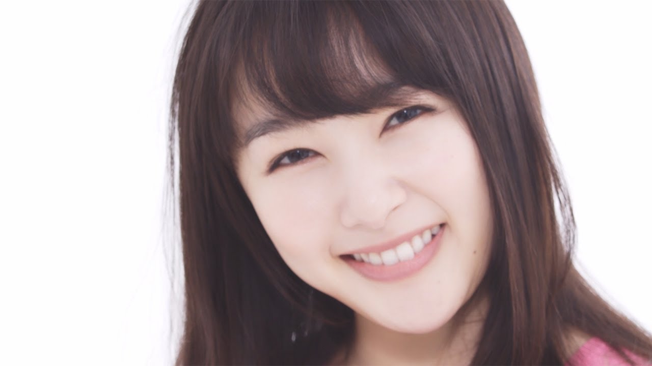 桜井日奈子、満面の笑み　ヘアサロンは「ときめく魔法をかけてもらえる場所」　美容室「TAYA」のイメージキャラクターに - YouTube