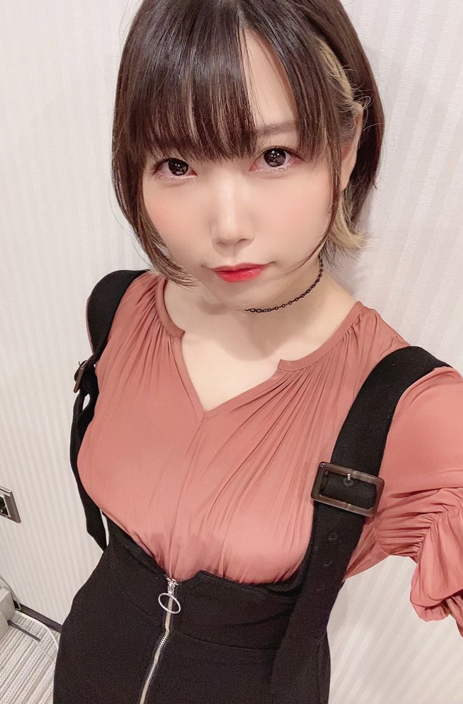 相坂優歌のかわいい写真集＆私服画像12