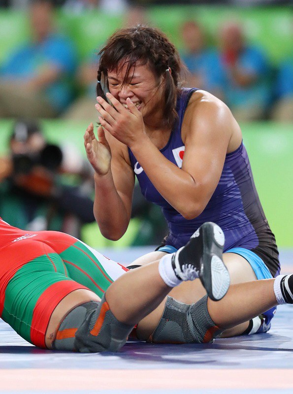 川井梨紗子さんがリオ五輪で金メダルを獲得した瞬間