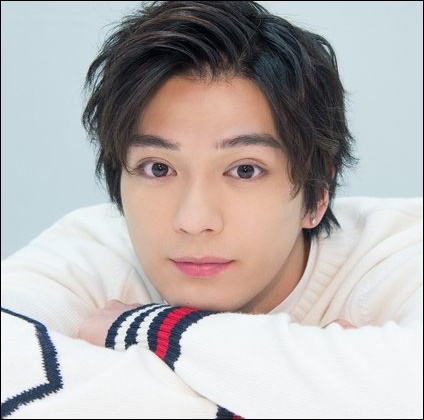 新田真剣佑のプロフィール