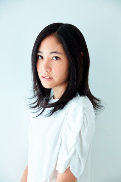 阿部純子は人気の女優