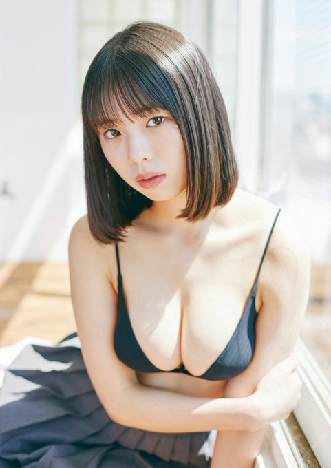 菊池姫奈の水着グラビア⑤