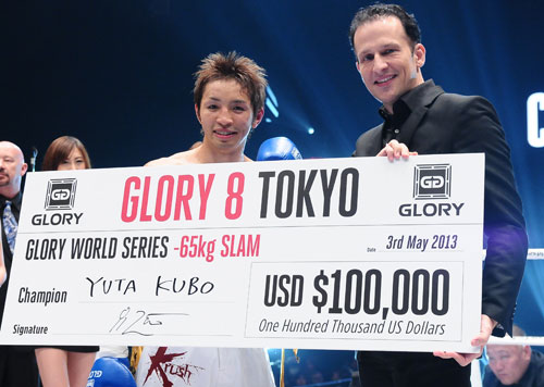 2013年、GLORY -65kg SLAM王者に