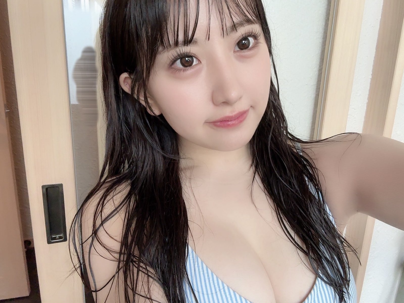 相川暖花の水着姿③