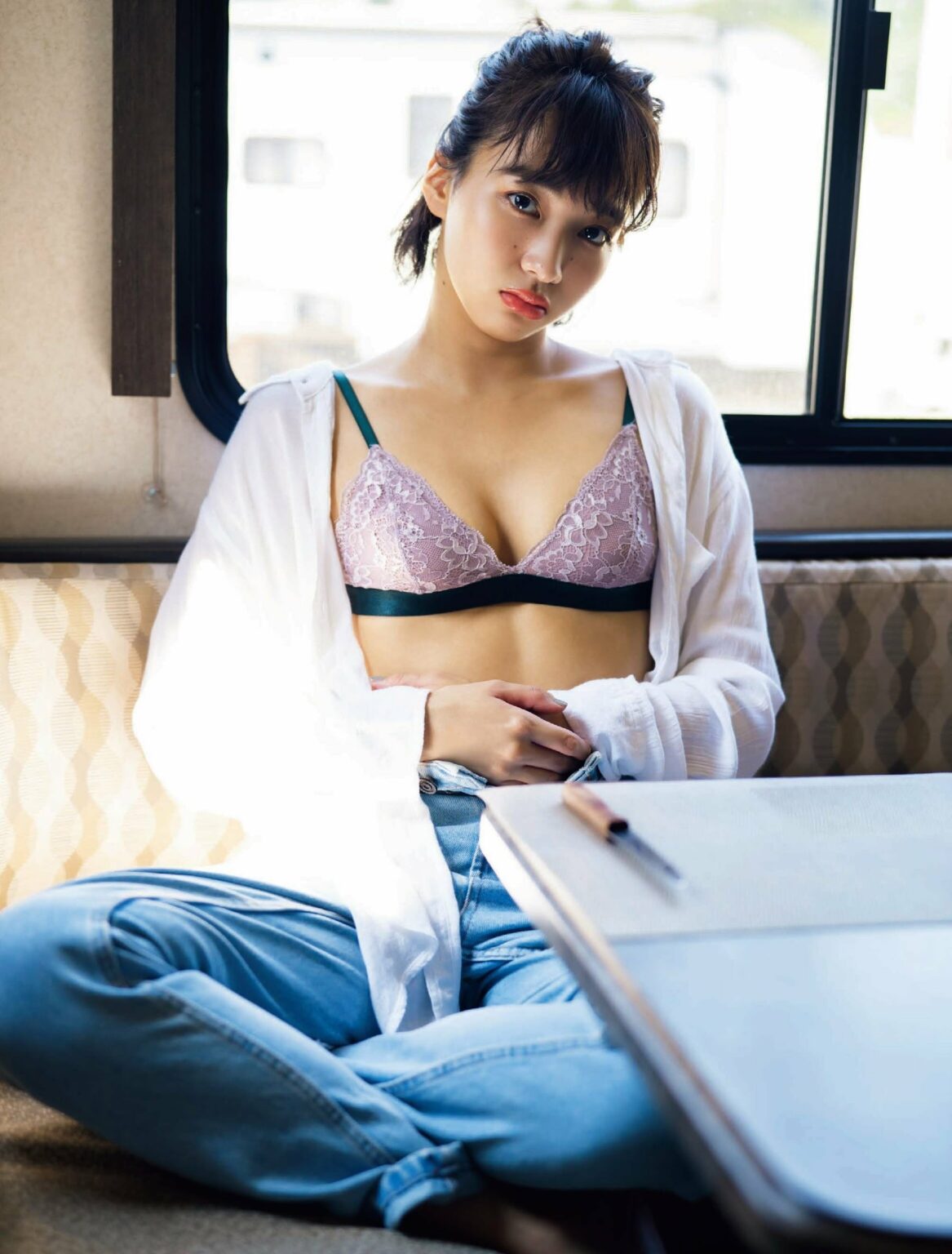 坂ノ上茜のかわいい水着姿