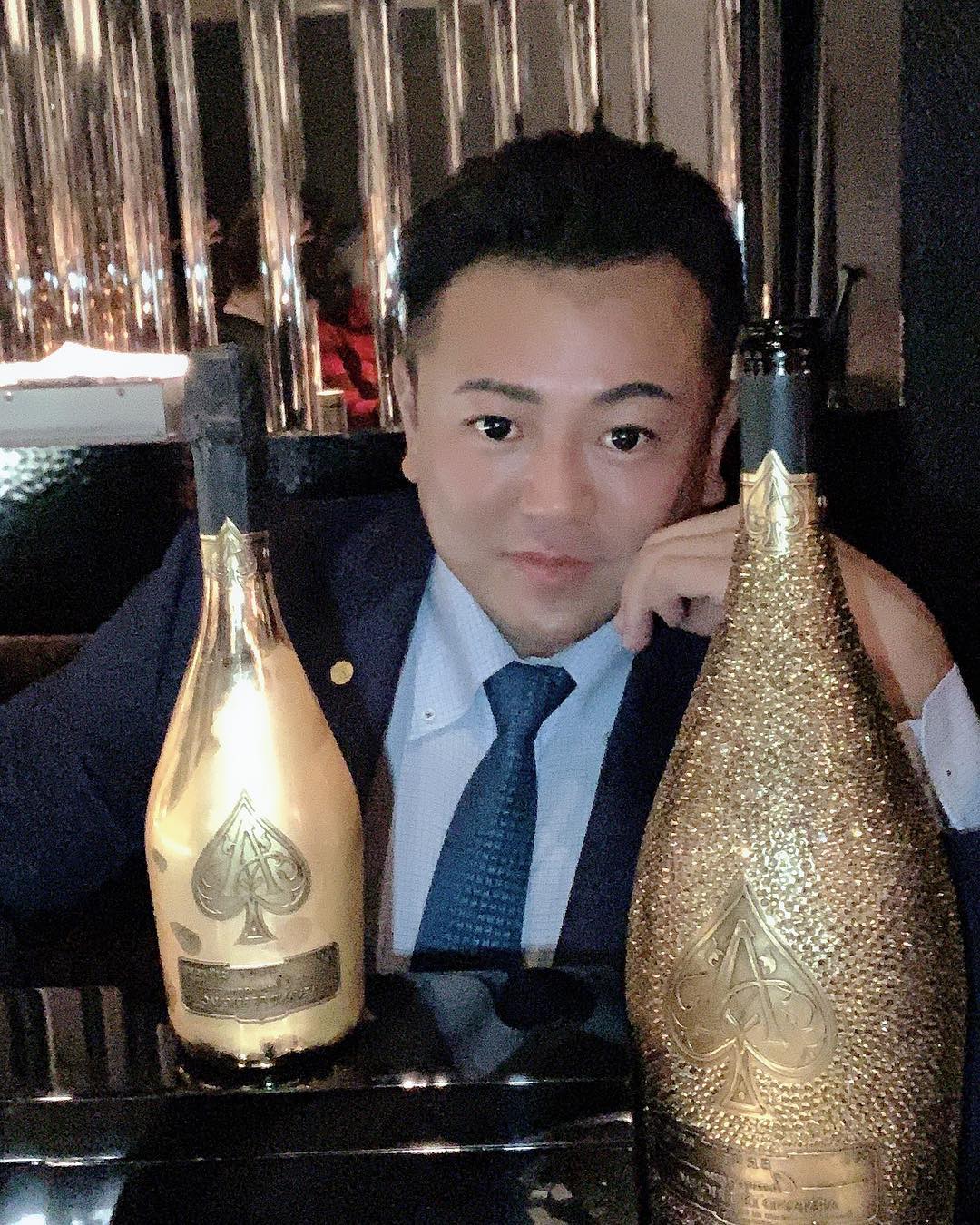 一体まあたんの年収はいくらなのか?