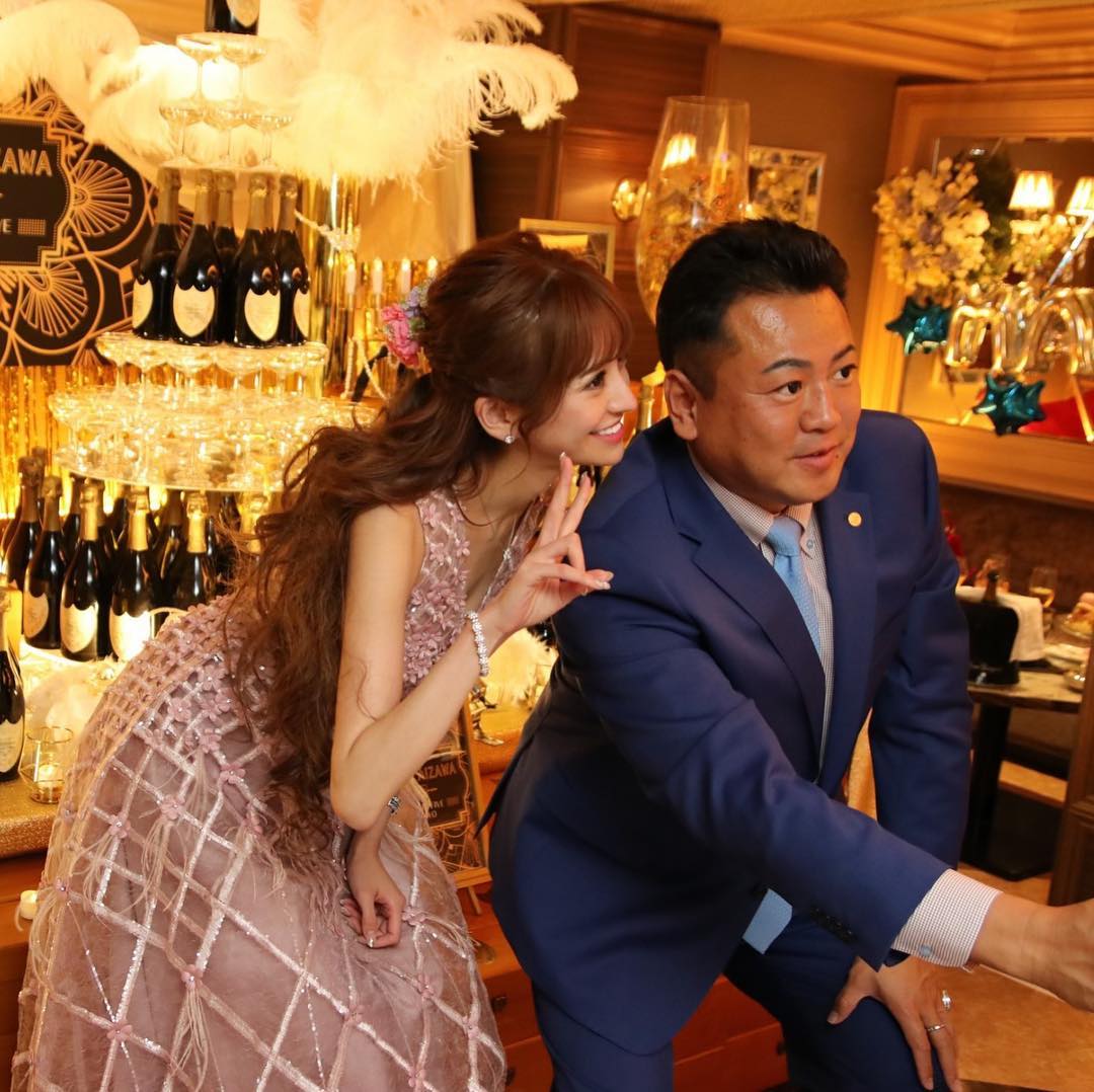 教育事業はドンドン拡大していき、不登校の生徒が高卒資格を取れる学校を作った